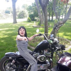 Meet your Posher, Adrian